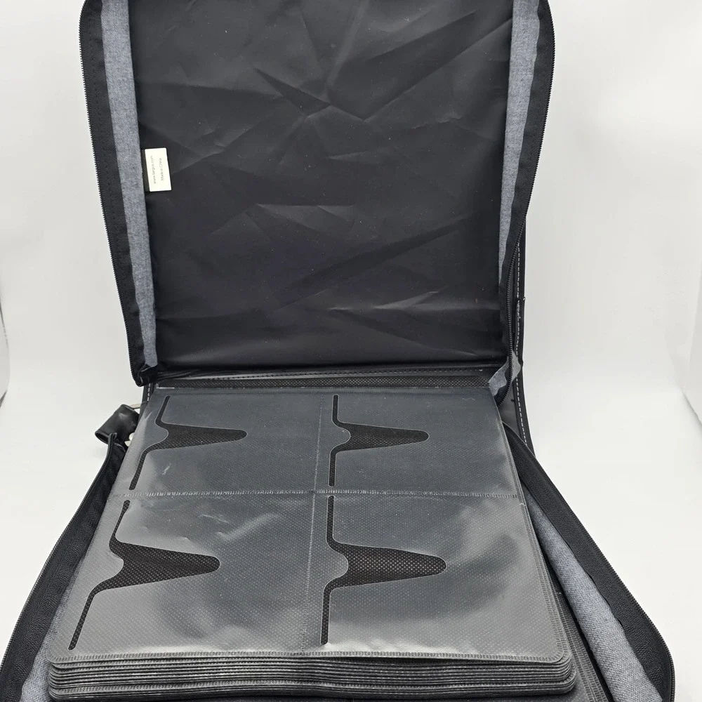 Targus 256 CD DVD Storage Binder Case Black Faux Leather Zip Media Organizer - Picture 10 of 12